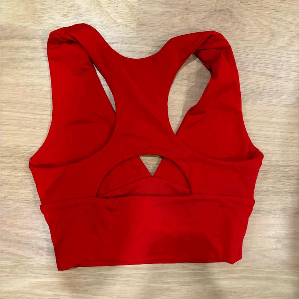 Amazon Tank Top - Picture 2 of 3